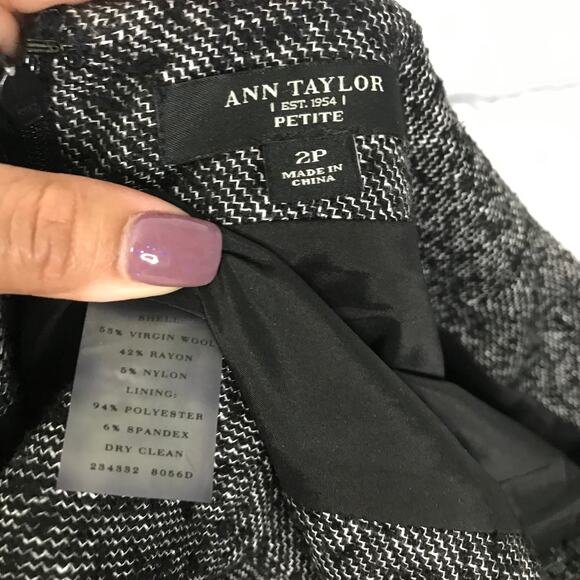 Petite Black White A. Taylor Skirt - Picture 3 of 7